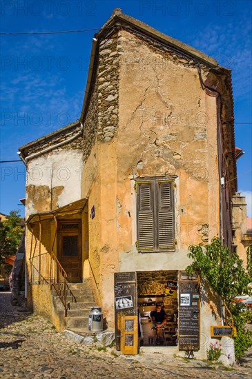 Sale of Corsican specialities