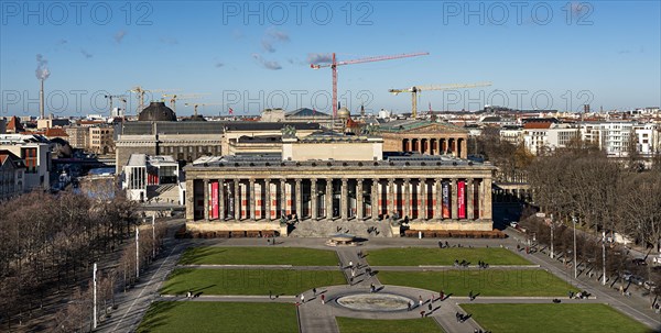 View from the roof terrace of the New City Palace onto the Lustgarten with the Old Museum