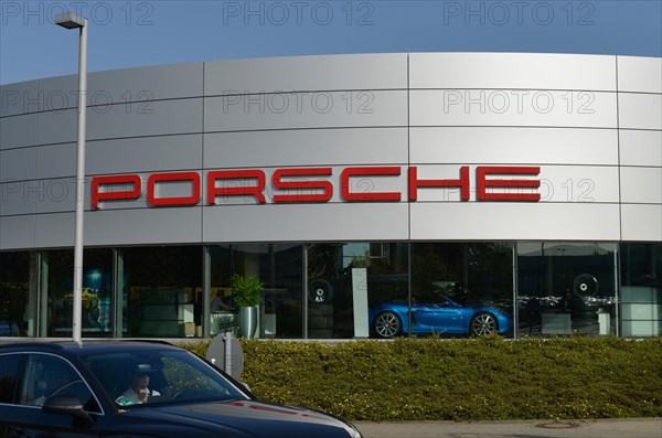 Porsche Centre