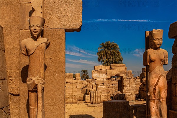 Vestibule behind the 6th pylon: Amun and his consort Amunet