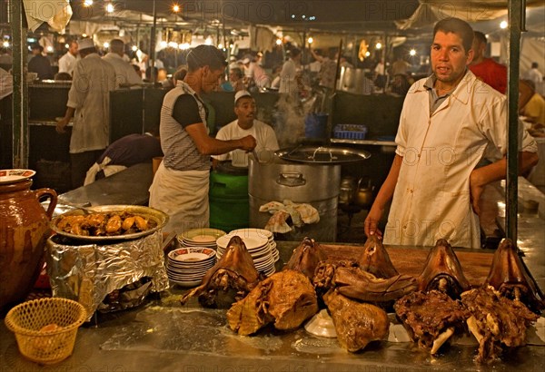 Oriental cuisine at the Jemaa El-Fna