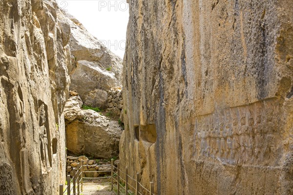 Reliefs Chamber B