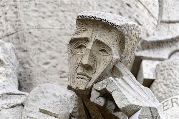 Figures of the Passion facade