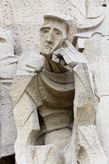 Figures of the Passion facade