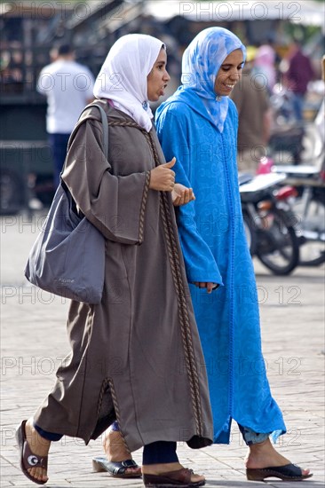 Traditionally dressed woman on the Jemaa El-Fna