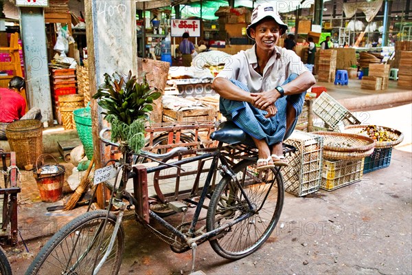 Cycle rickshaw