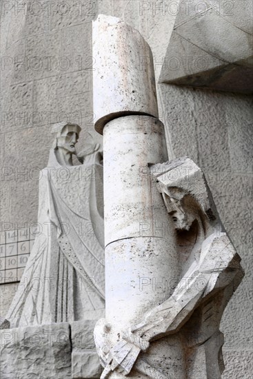 Figures of the Passion facade