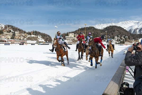 Players from Team St. Moritz