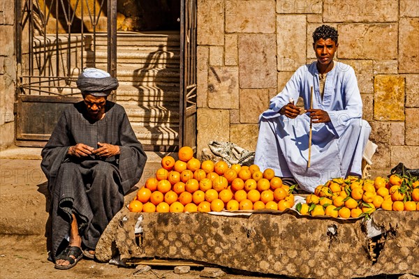 Orange merchants