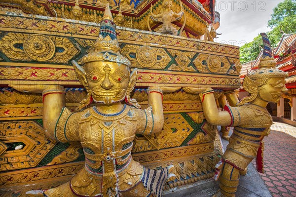 Spiritual figure of temple guard at Buddhist temple