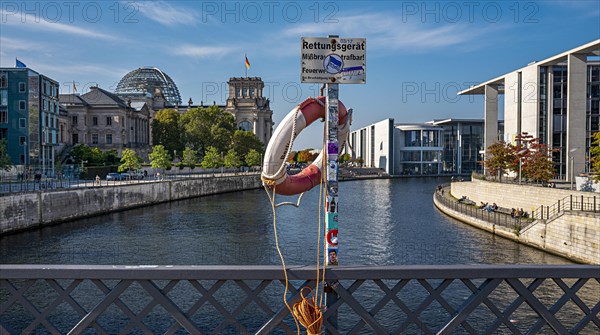 Lifebuoy of the Berlin Fire Brigade on the Spree in the government district