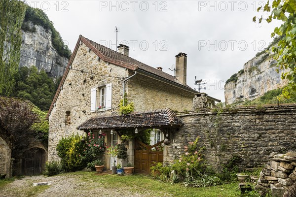 Baume-les-Messieurs