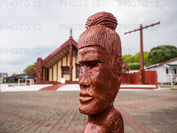 Wooden figure at the Maori meeting house in Ohinemutu