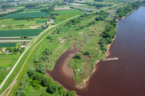 Heukenlock nature reserve on the Elbe from the air