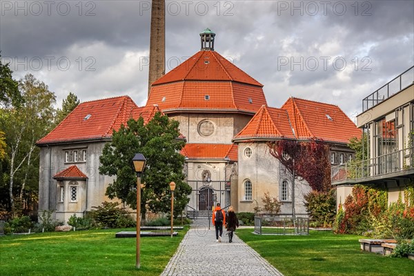 Crematorium Wedding