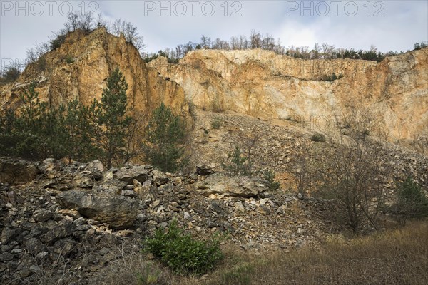 Disused porphyry quarry