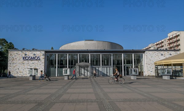 Kosmos Kino