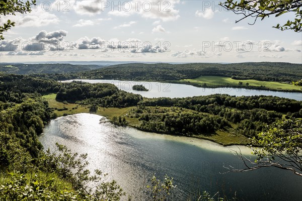 lake scenery