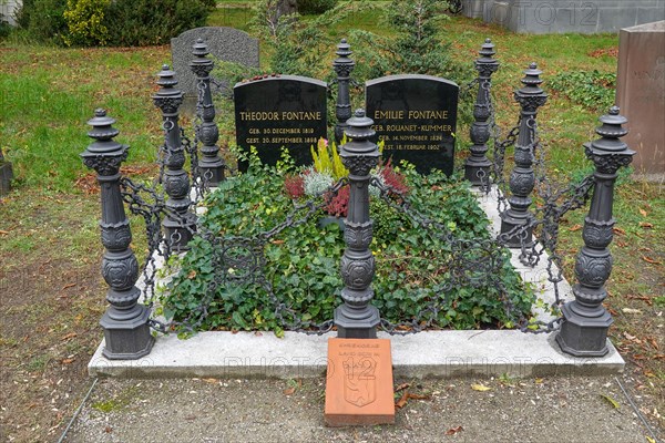 Grave Theodor and Emilie Fontane