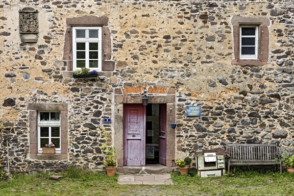 Old tenant's house