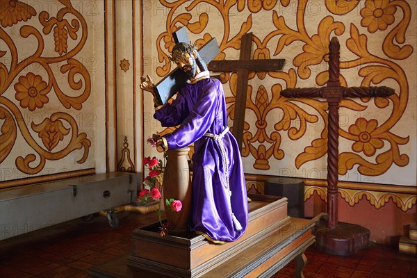 Figure of Jesus with the Cross in the Mission Church Catedral Inmaculada