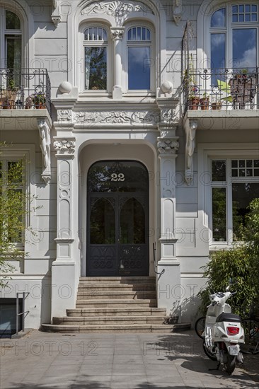 Facade of a middle-class residential building in the Hamburg district of Eppendorf