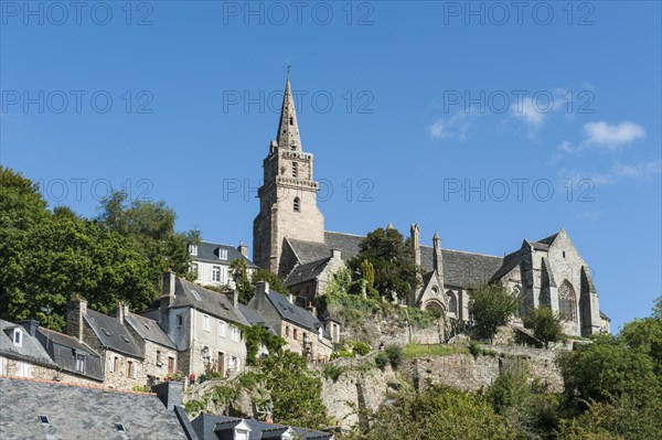 La Trinite Church in Brelevenez