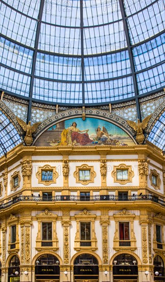 Galleria Vittorio Emanuele conorhynchos (1877) built