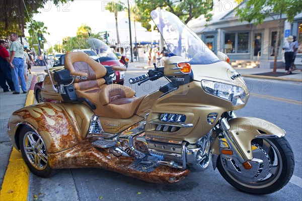 Motorbike in the shopping mile