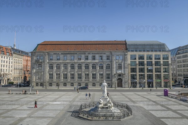 Schiller Monument