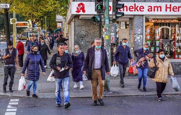 Street scene with pasants