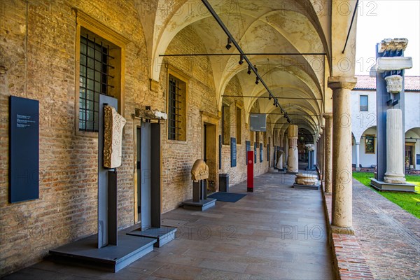 Cloister of the Musei Civici agli Eremitani