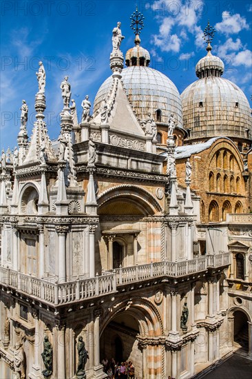 Arco Foscari in the inner courtyard