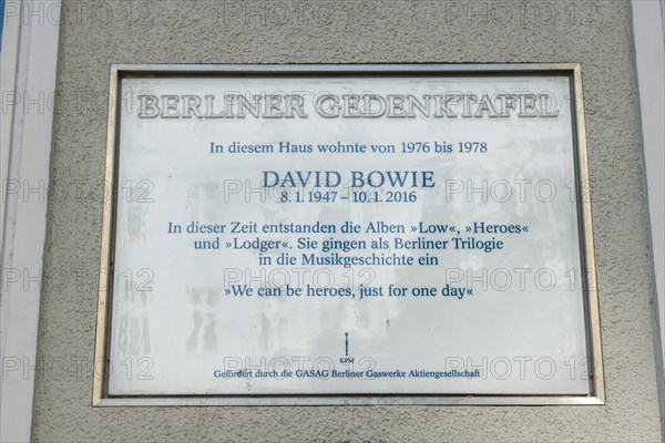 Memorial plaque