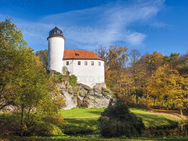 Rabenstein Castle in autumn