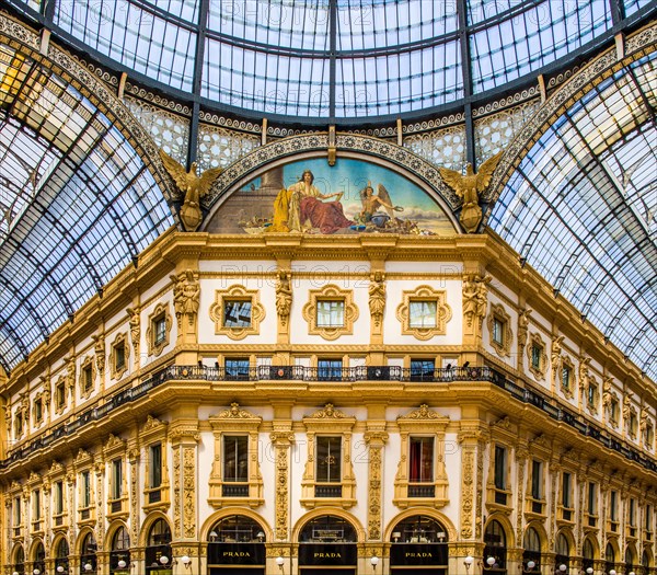 Galleria Vittorio Emanuele conorhynchos (1877) built