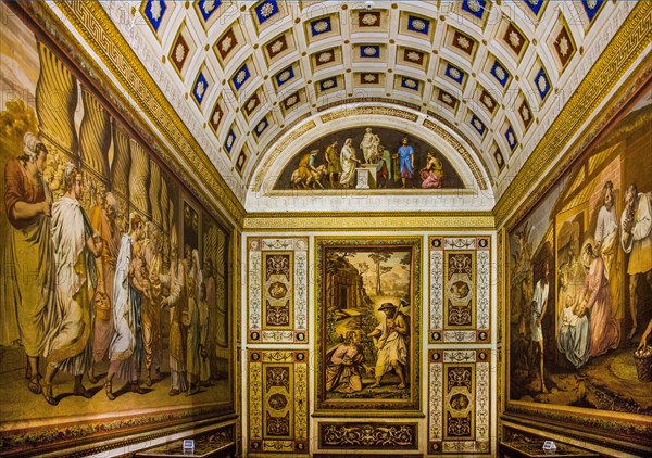 Small chapel by Paolo Pozzo with tapestries from the 16th-18th century Palazzo Duccale