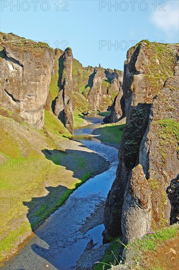 Fjaorargljufur Gorge