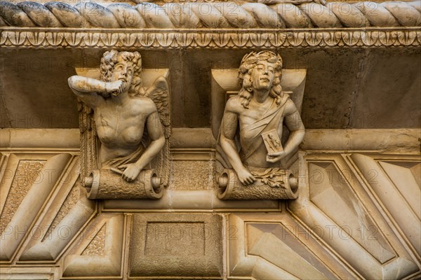 Baroque figures at the Castello Ducale