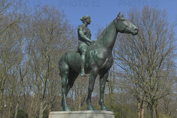 Bronze figure Amazon on horseback