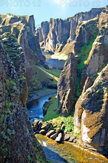 Fjaorargljufur Gorge