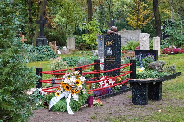 Grave of the sportsman Rocky Graciano Rocchigiani