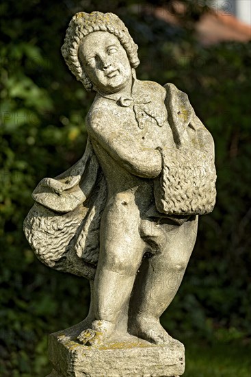 Baroque figure at Lauterbach Castle