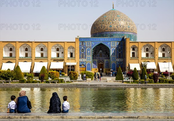 Shaikh Lotfullah Mosque