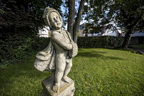 Baroque figure at Lauterbach Castle