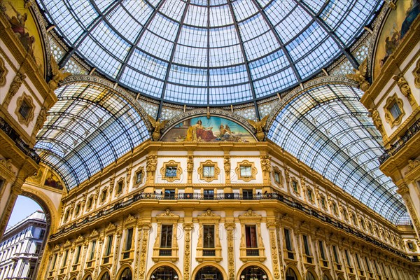 Galleria Vittorio Emanuele conorhynchos (1877) built