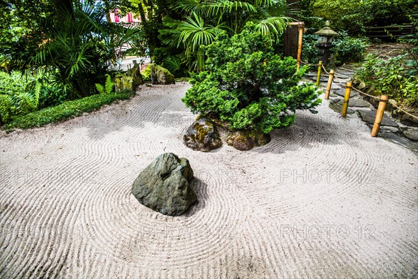 Tea house with Zen garden