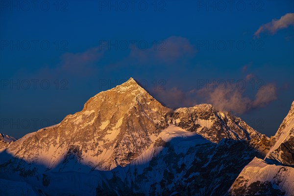 Makalu