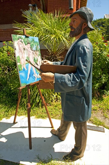 Matisse-figure in front of Key West Museum