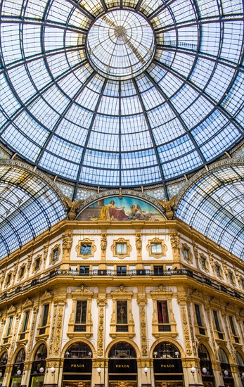 Galleria Vittorio Emanuele conorhynchos (1877) built